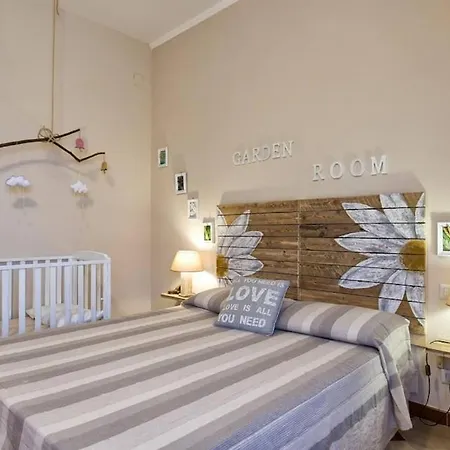 Emanuel: Seaside Retreat With Private Pool Villa *