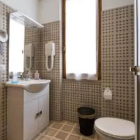 Villa Emanuel: Seaside Retreat With Private Pool Alghero