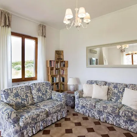 Emanuel: Seaside Retreat With Private Pool * Alghero