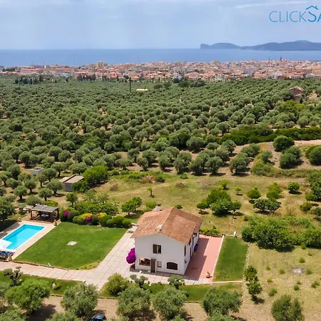 Villa Emanuel: Seaside Retreat With Private Pool