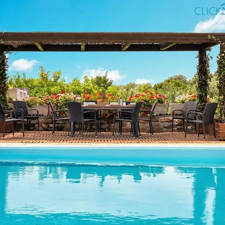 Clicksardegna Emanuel Ad Con Vista Mare Spettacolare, Piscina Indipendente Per 8 Persone