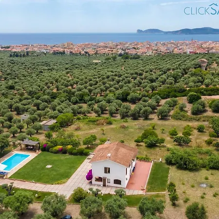 Clicksardegna Emanuel Ad Con Vista Mare Spettacolare, Piscina Indipendente Per 8 Persone